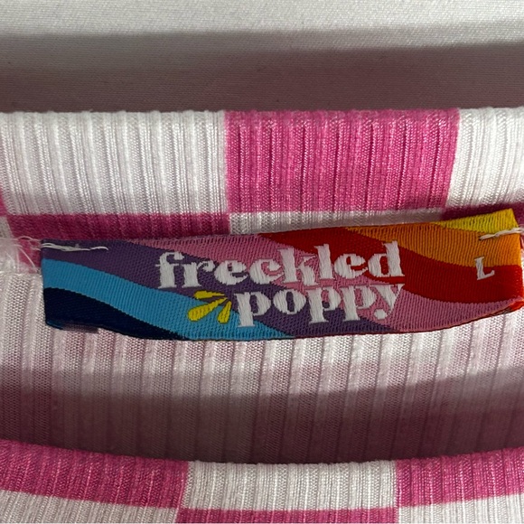 Freckled Poppy Neon Pink Checkered Pattern Ribbed Knit Short Sleeve Top Sz L - Picture 8 of 11